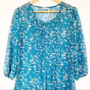 Kimchi Blue | Urban Outfitters Blue Floral Blouse